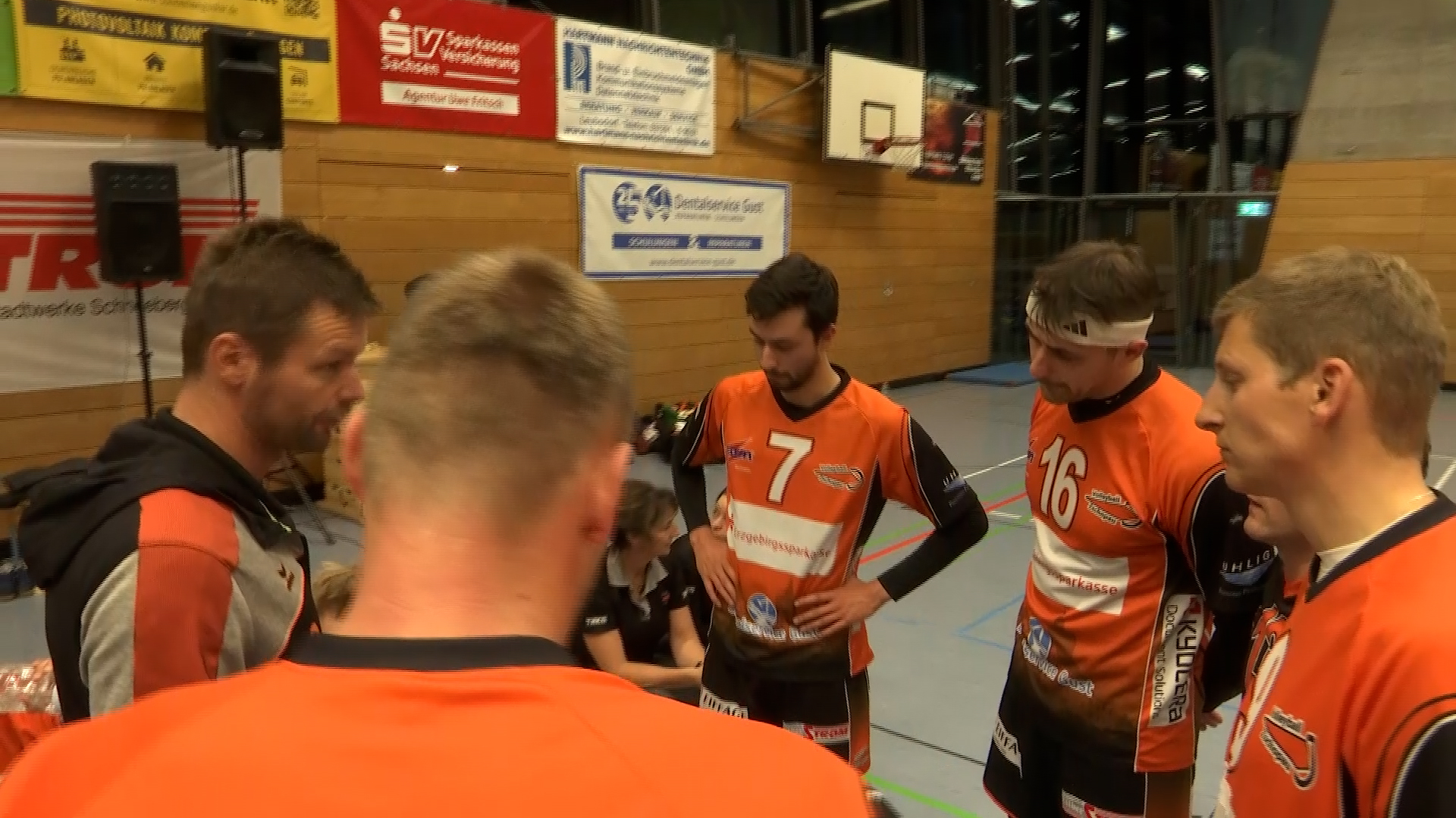 MEgional am 9. November 2021 mit Volleyball aus Zschopau